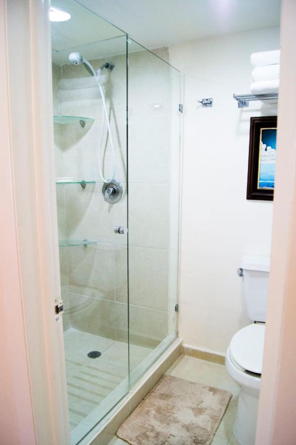 Cancun Beachfront Condo المظهر الخارجي الصورة